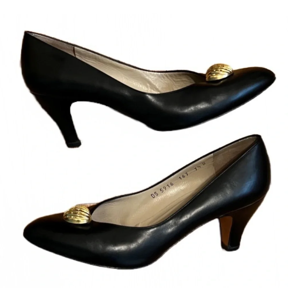 Salvatore Ferragamo Vintage Black Heels with Gold - Picture 4 of 8